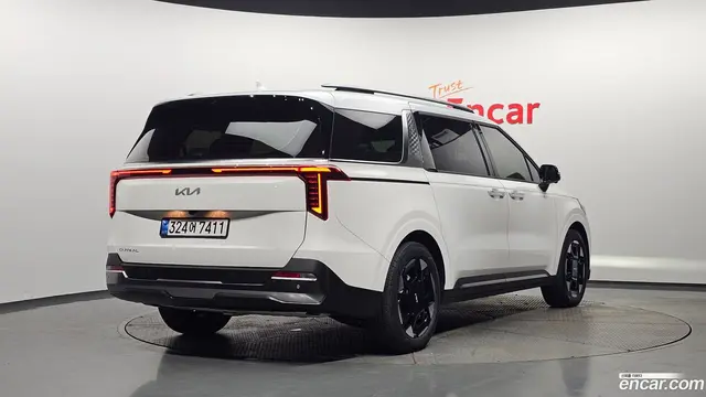 Main__Slider__Photo:Canival Kia 2024.2-1