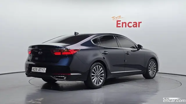 Main__Slider__Photo:K7 Kia 2017.2-1
