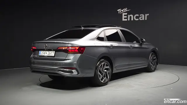 Main__Slider__Photo:Jetta Volkswagen 2024.7-1