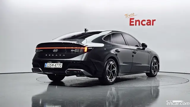 Main__Slider__Photo:Sonata Hyundai 2023.9-1