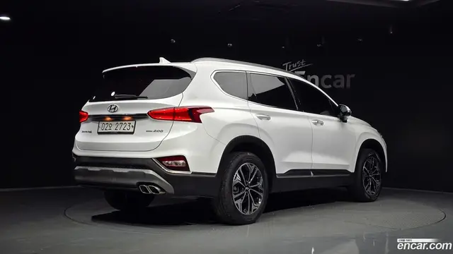 Main__Slider__Photo:Santafe Hyundai 2018.9-1