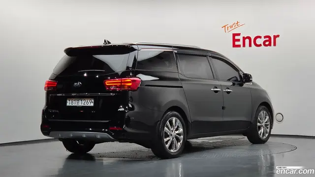 Main__Slider__Photo:Canival Kia 2020.2-1