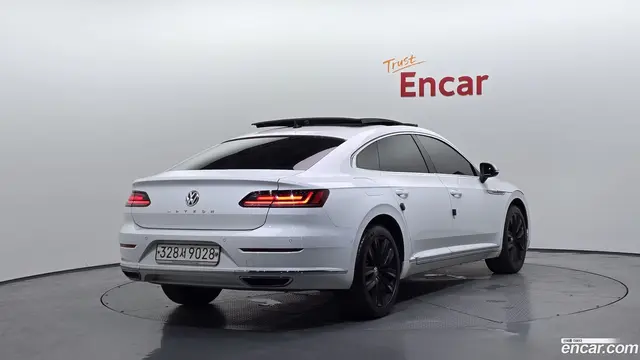 Main__Slider__Photo:Arteon Volkswagen 2019.11-1