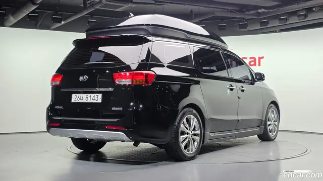 Main__Slider__Photo:Canival Kia 2017.4-1