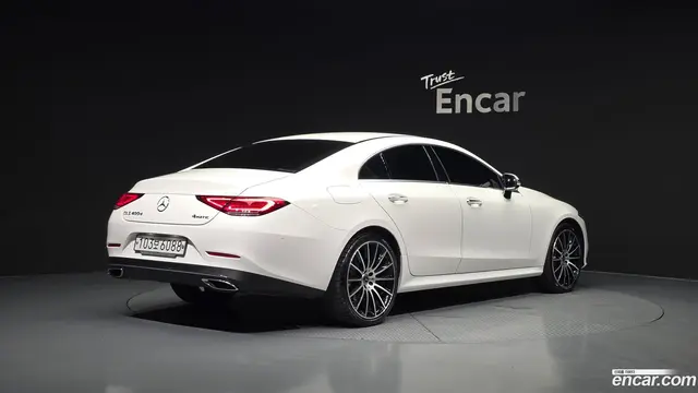 Main__Slider__Photo:CLS-Class Mercedes-Benz 2019.9-1