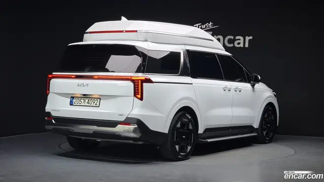 Main__Slider__Photo:Canival Kia 2024.3-1