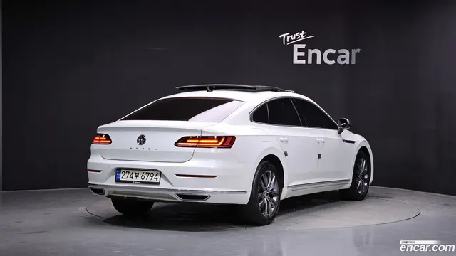 Main__Slider__Photo:Arteon Volkswagen 2020.11-1