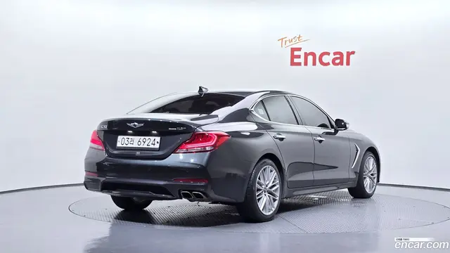 Main__Slider__Photo:G70 Genesis 2018.10-1