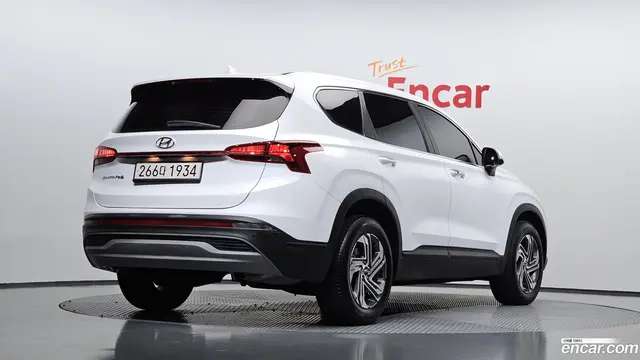 Main__Slider__Photo:Santafe Hyundai 2022.8-1
