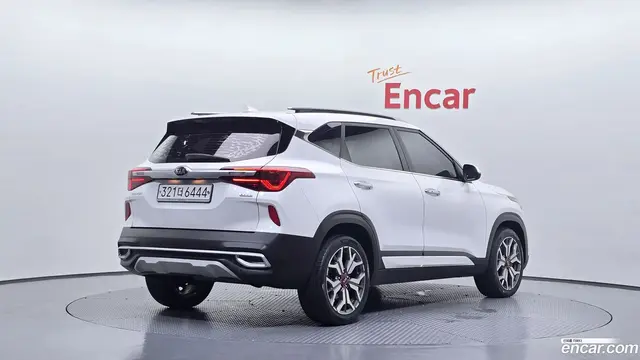 Main__Slider__Photo:Seltos Kia 2019.8-1