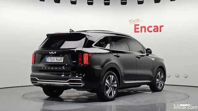 Main__Slider__Photo:Sorento Kia 2022.6-1