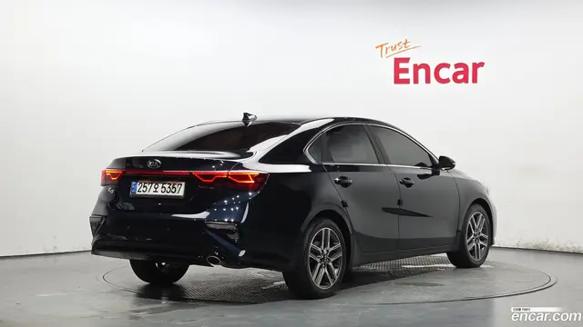 Main__Slider__Photo:K3 Kia 2020.7-1