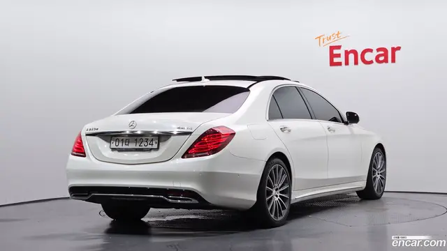 Main__Slider__Photo:S-Class Mercedes-Benz 2016.0-1