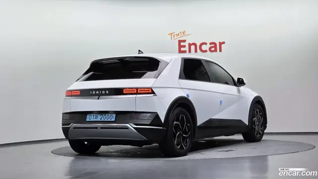 Main__Slider__Photo:Ioniq5 Hyundai 2022.2-1
