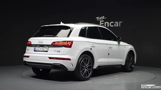 Main__Slider__Photo:Q5 Audi 2024.10-1