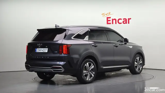 Main__Slider__Photo:Sorento Kia 2022.5-1