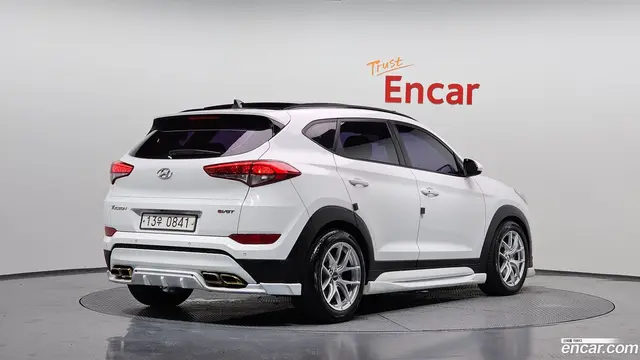 Main__Slider__Photo:Tucson Hyundai 2015.11-1