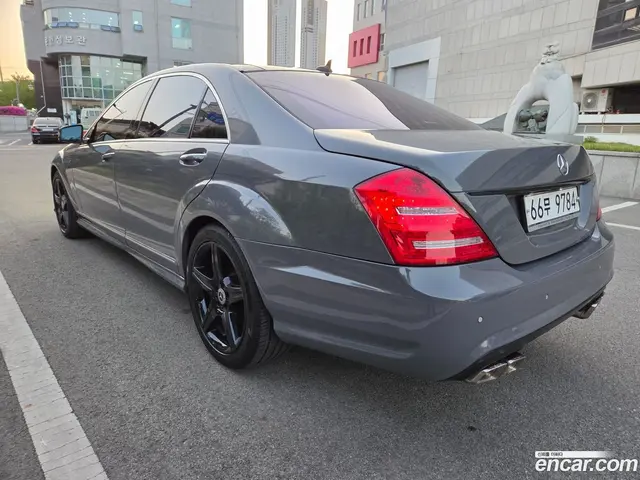 Main__Slider__Photo:S-Class Mercedes-Benz 2010.2-1