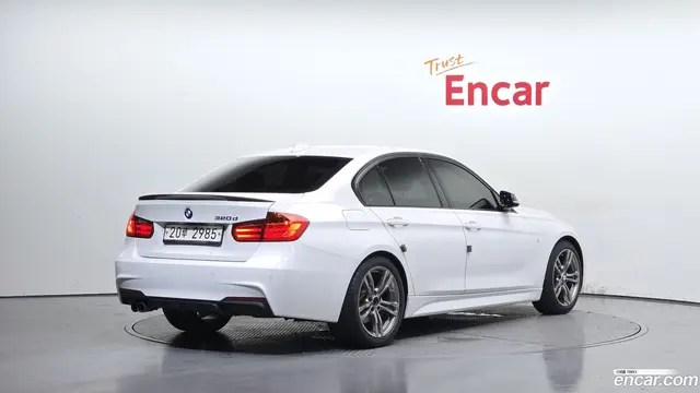 Main__Slider__Photo:3-Series BMW 2015.7-1