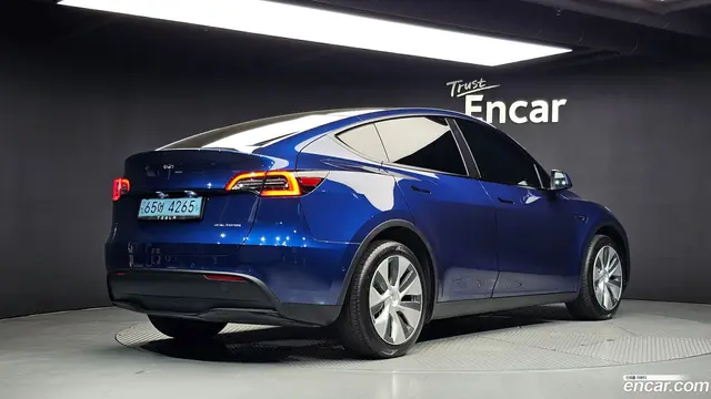 Main__Slider__Photo:Model Y Tesla 2021.4-1