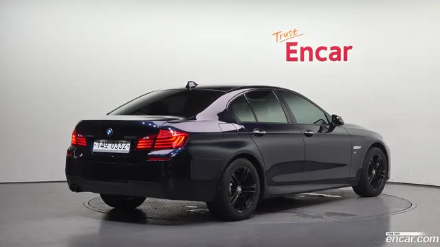 Main__Slider__Photo:5-Series BMW 2016.7-1