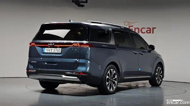 Main__Slider__Photo:Canival Kia 2022.4-1