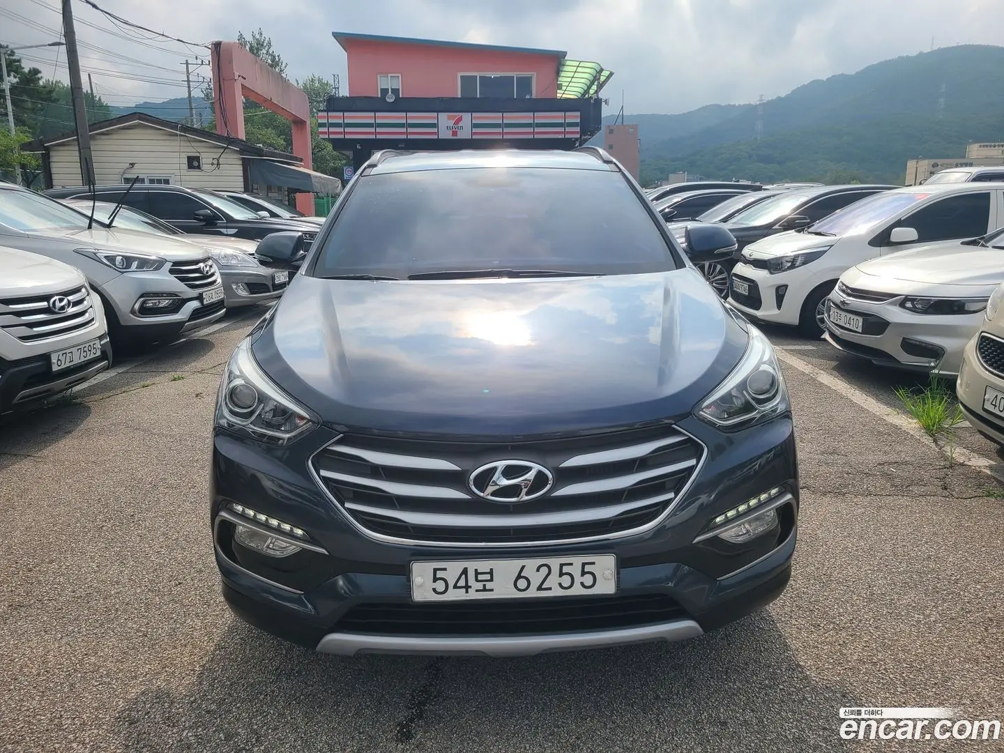 Main__Slider__Photo:Santafe Hyundai 2015.6-1