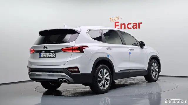 Main__Slider__Photo:Santafe Hyundai 2019.3-1