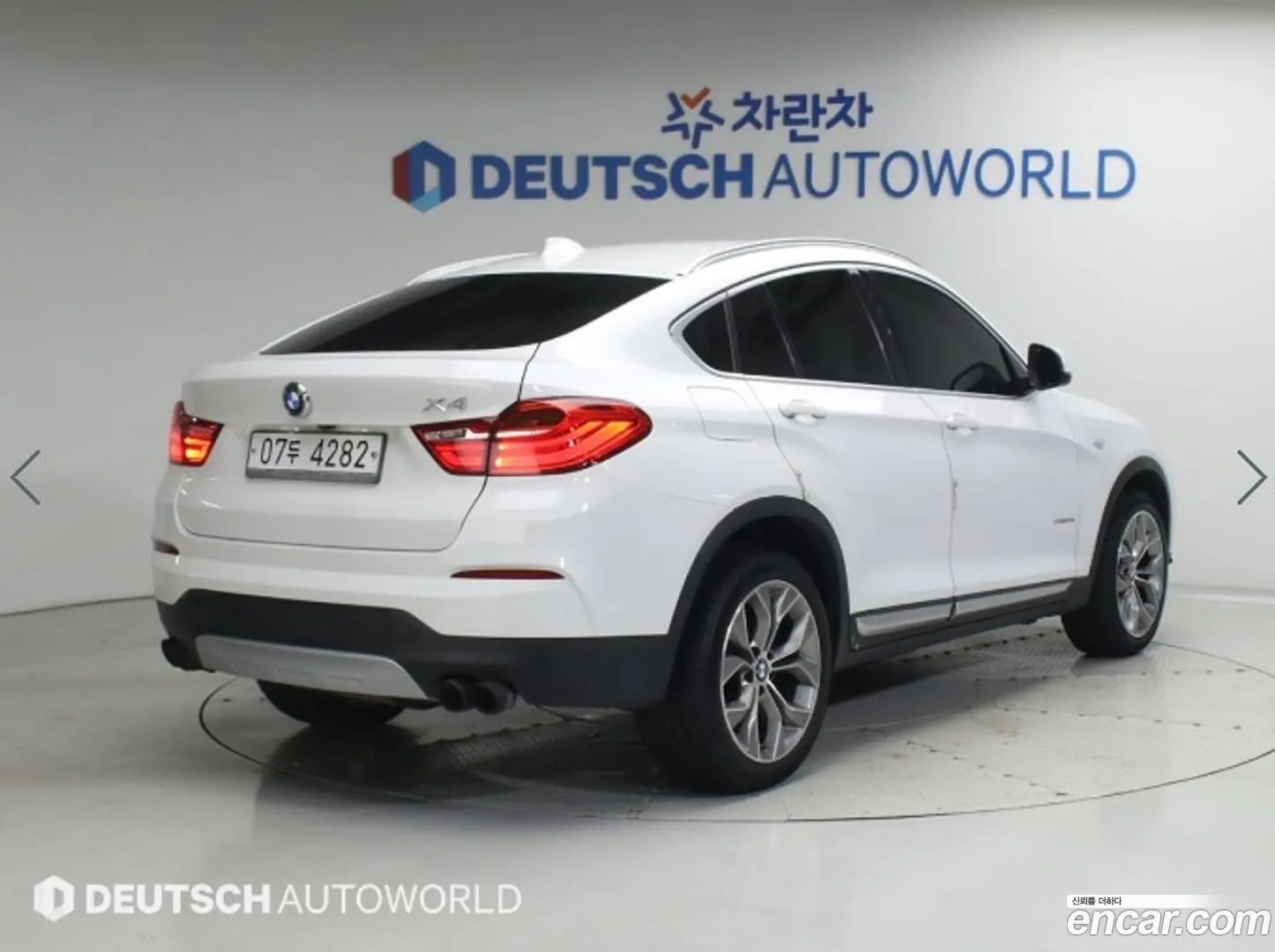 Main__Slider__Photo:X4 BMW 2017.0-1