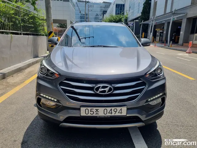 Main__Slider__Photo:Santafe Hyundai 2016.10-1