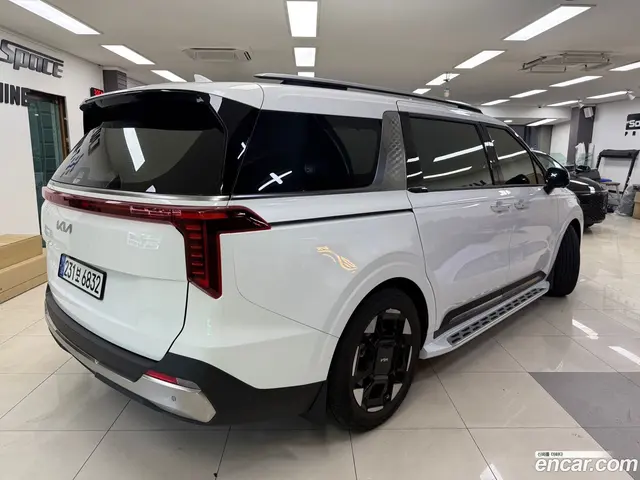 Main__Slider__Photo:Canival Kia 2025.0-1