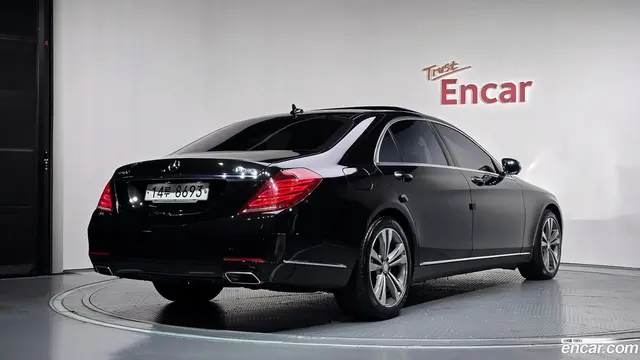 Main__Slider__Photo:S-Class Mercedes-Benz 2014.11-1