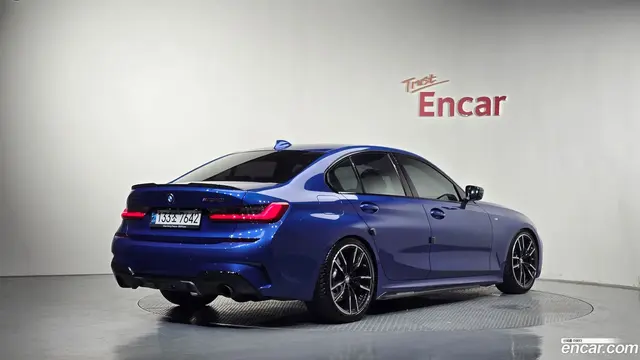 Main__Slider__Photo:3-Series BMW 2019.4-1