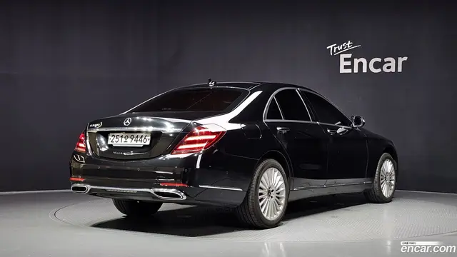 Main__Slider__Photo:S-Class Mercedes-Benz 2019.11-1