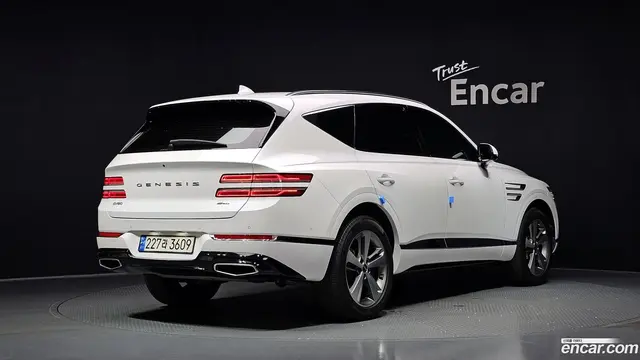 Main__Slider__Photo:GV80 Genesis 2022.6-1