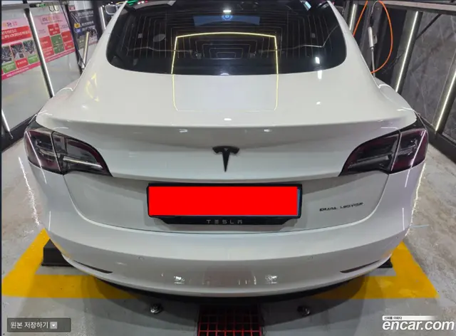 Main__Slider__Photo:Model 3 Tesla 2020.5-1