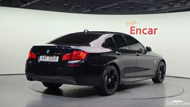 Main__Slider__Photo:5-Series BMW 2016.7-1