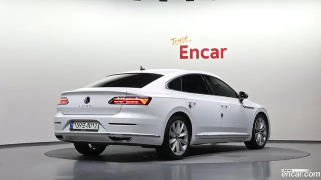 Main__Slider__Photo:Arteon Volkswagen 2022.3-1