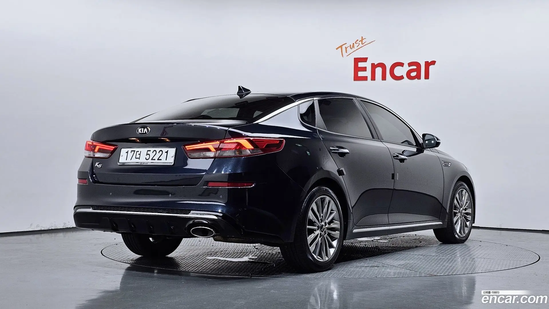 Main__Slider__Photo:K5 Kia 2018.7-1