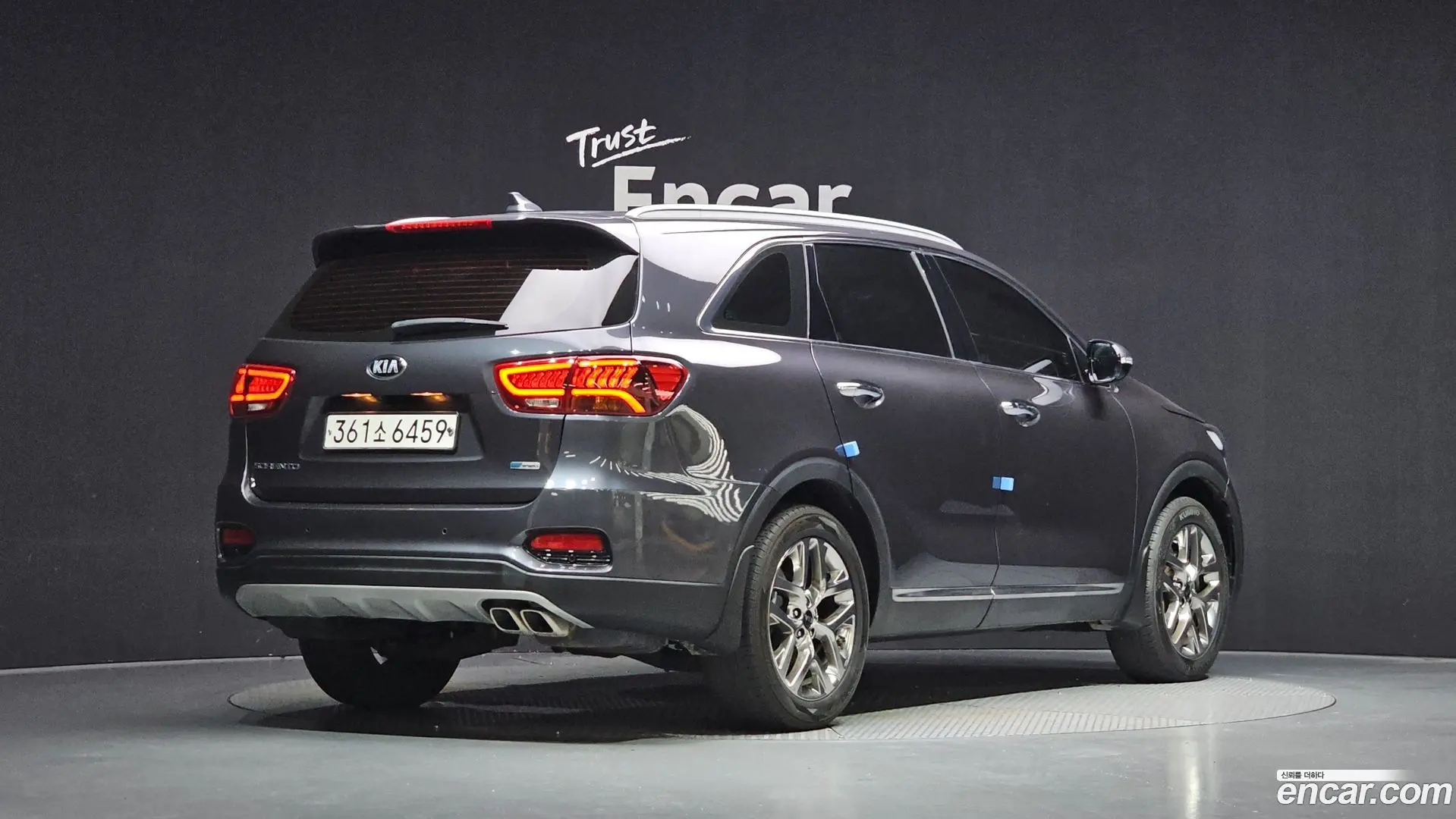 Main__Slider__Photo:Sorento Kia 2020.1-1