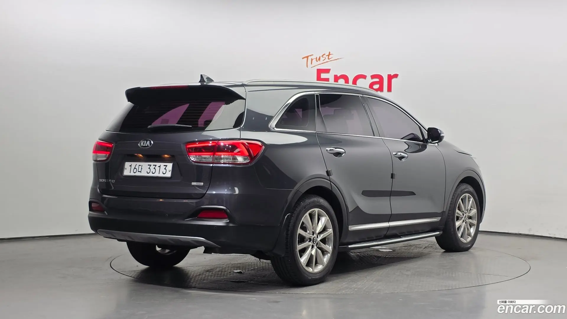 Main__Slider__Photo:Sorento Kia 2017.5-1
