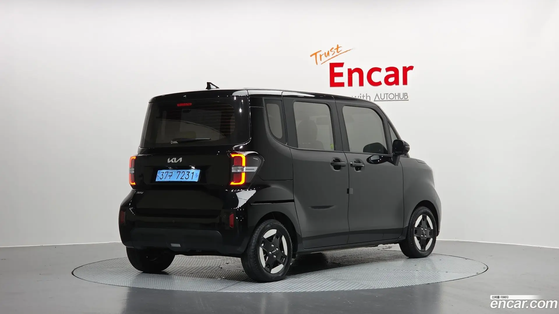 Main__Slider__Photo:RAY Kia 2024.2-1