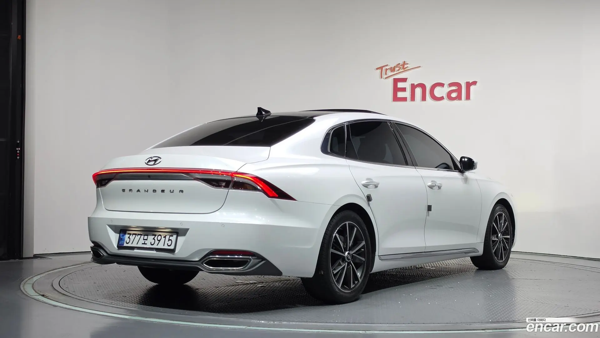 Main__Slider__Photo:Grandeur Hyundai 2021.3-1