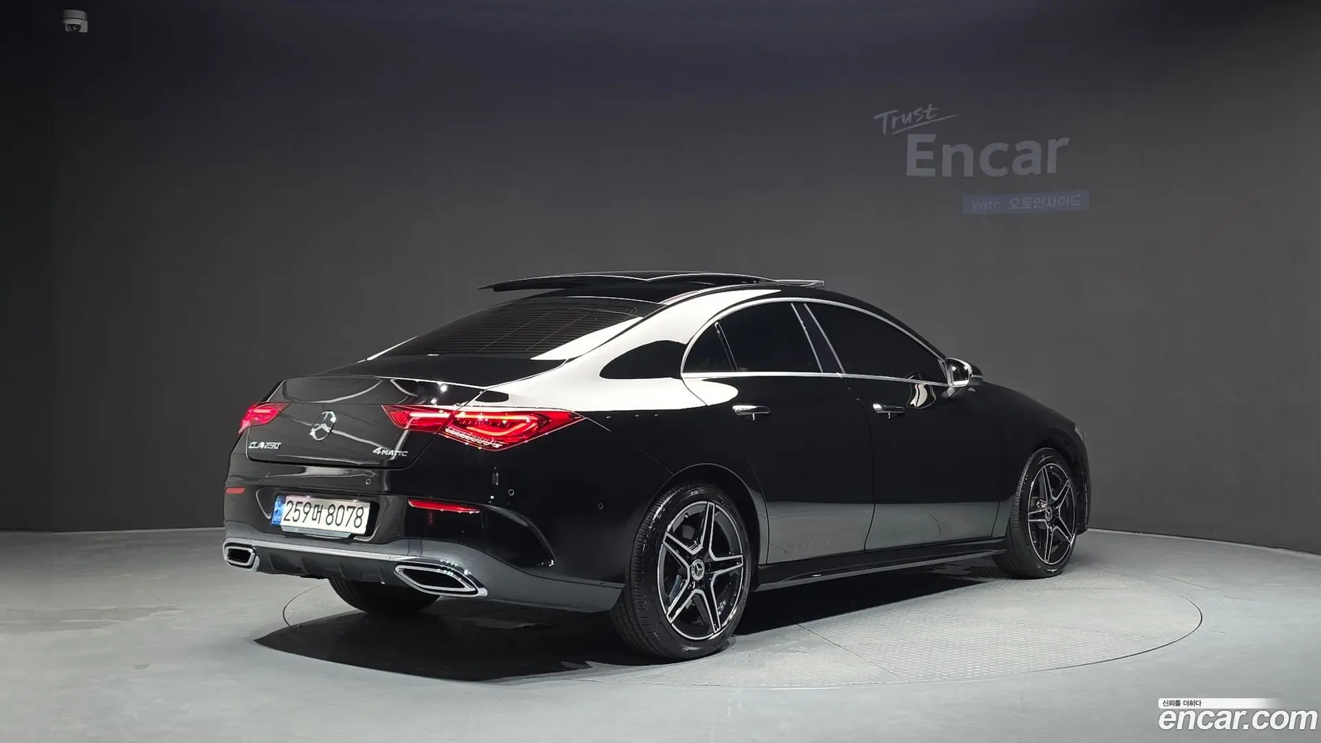 Main__Slider__Photo:CLA-Class Mercedes-Benz 2021.6-1