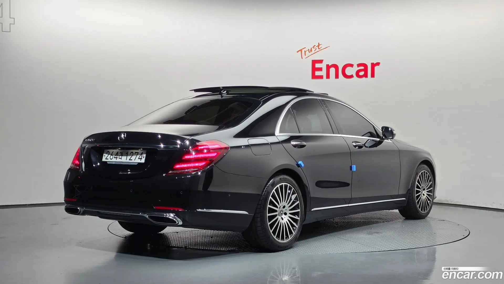 Main__Slider__Photo:S-Class Mercedes-Benz 2019.11-1