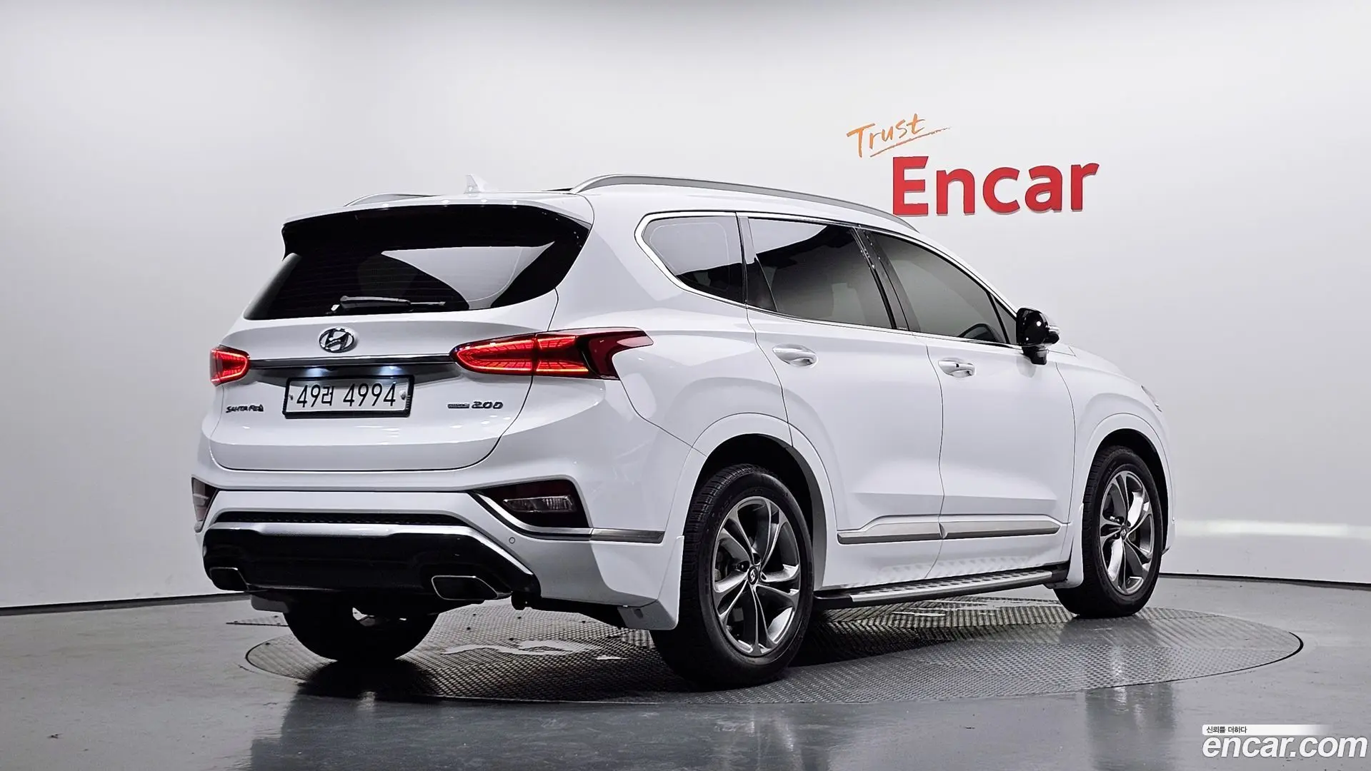 Main__Slider__Photo:Santafe Hyundai 2018.8-1
