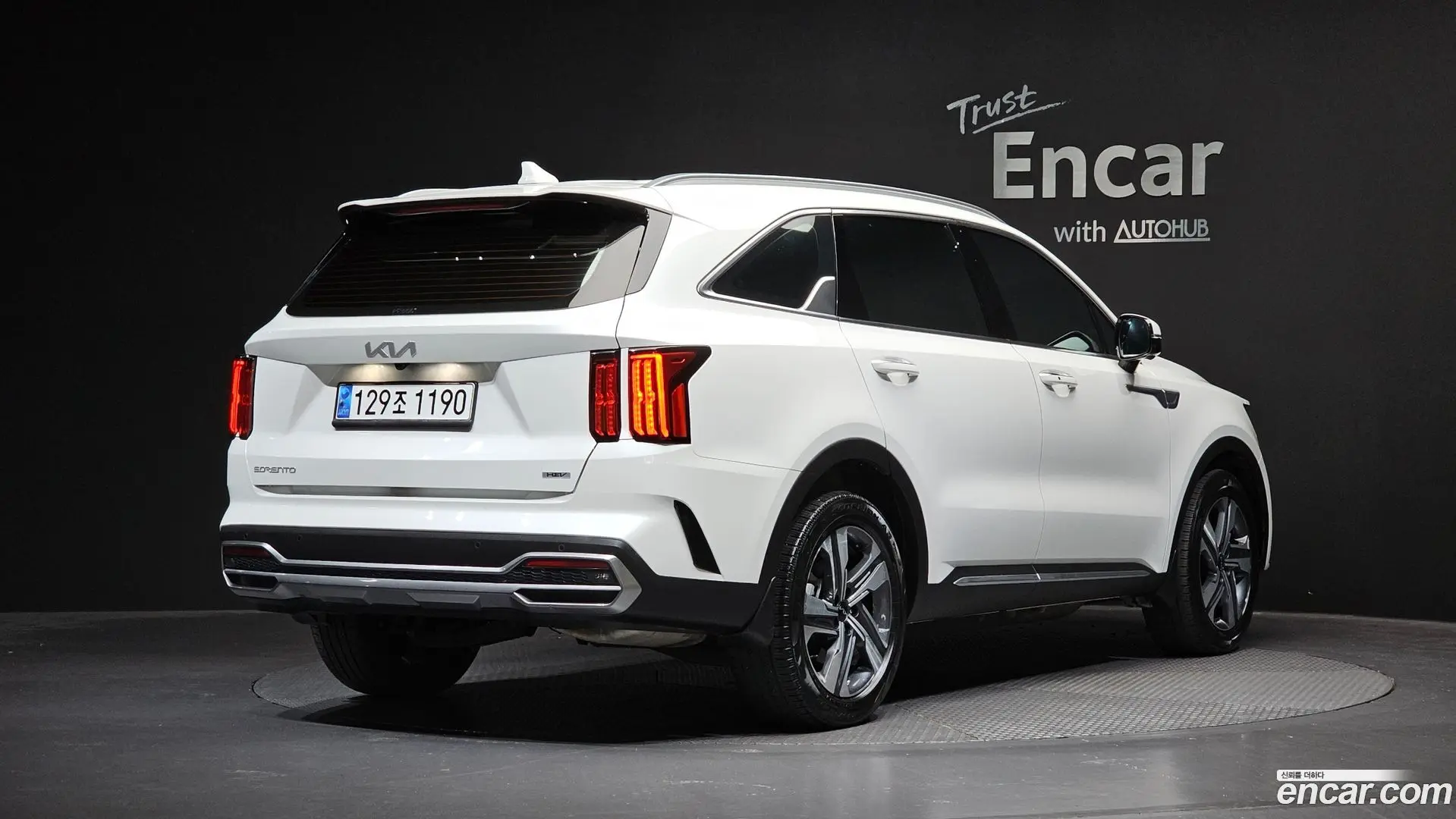 Main__Slider__Photo:Sorento Kia 2023.7-1