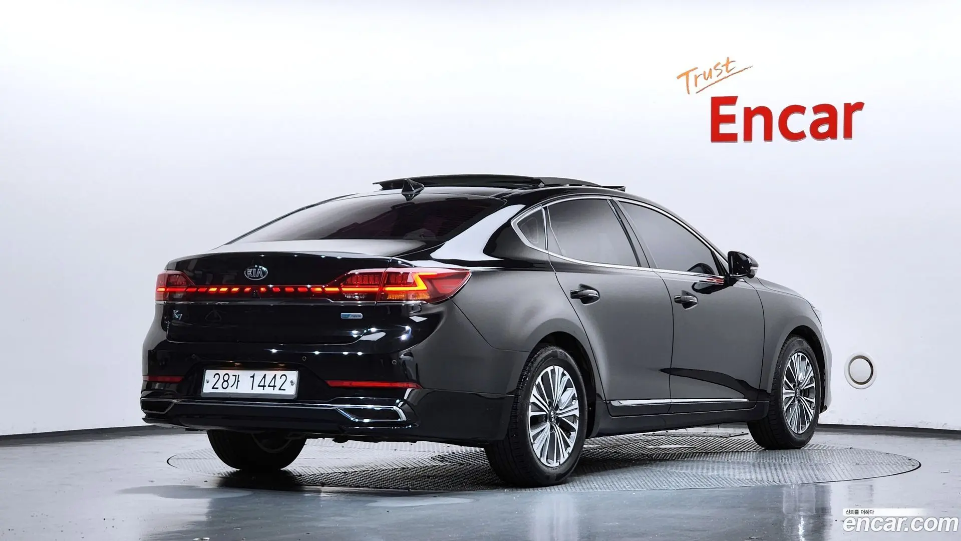 Main__Slider__Photo:K7 Kia 2019.7-1