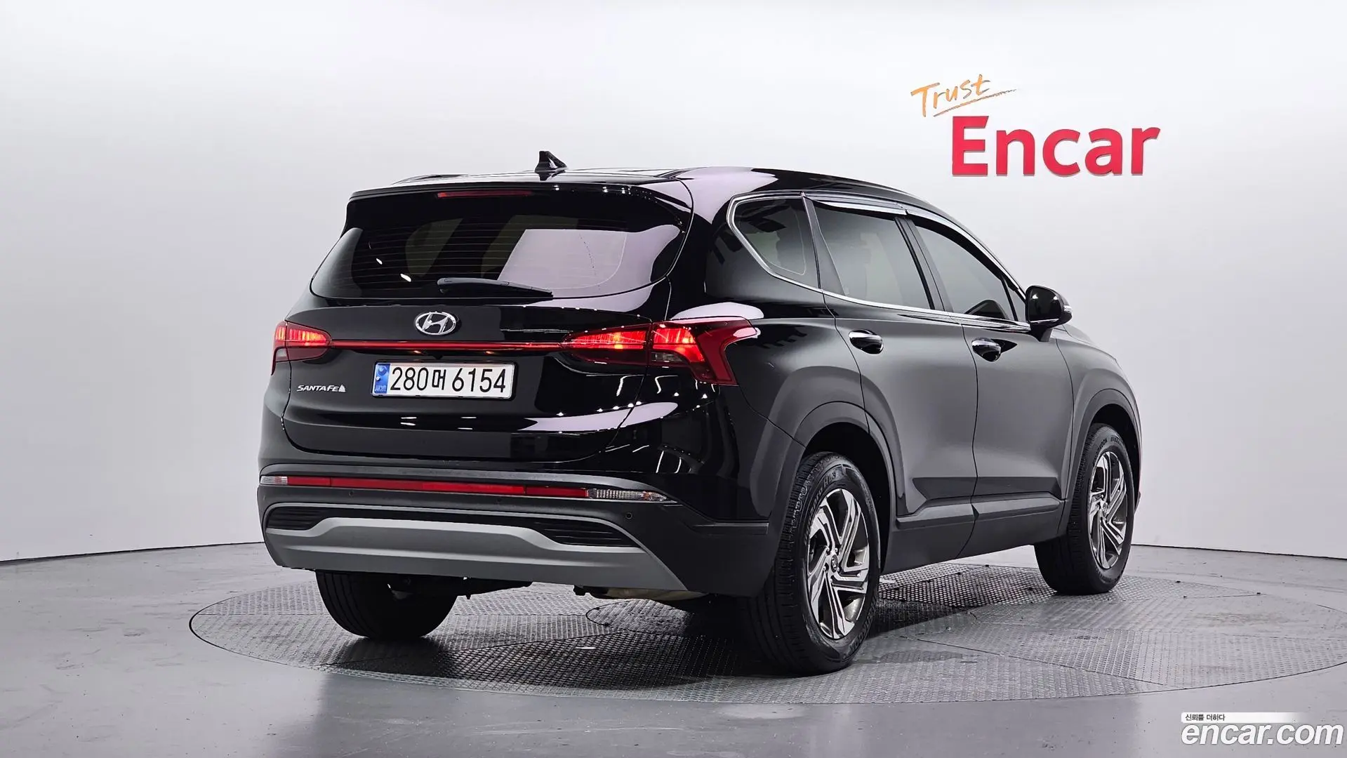 Main__Slider__Photo:Santafe Hyundai 2021.9-1