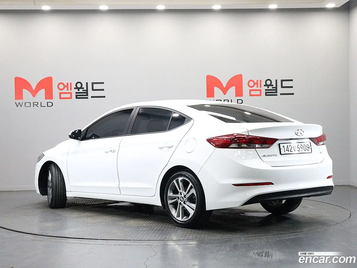 Main__Slider__Photo:AVANTE Hyundai 2018.3-1